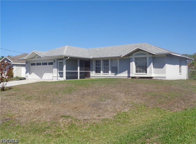 5542 Banning ST, Lehigh Acres, FL 33971