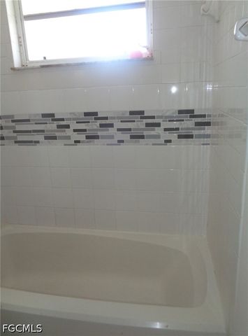 5542 Banning ST, Lehigh Acres, FL 33971