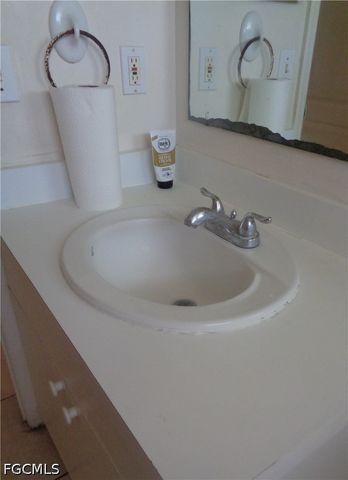 5542 Banning ST, Lehigh Acres, FL 33971