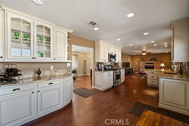 17316 Brimhall, Bakersfield, CA 93314