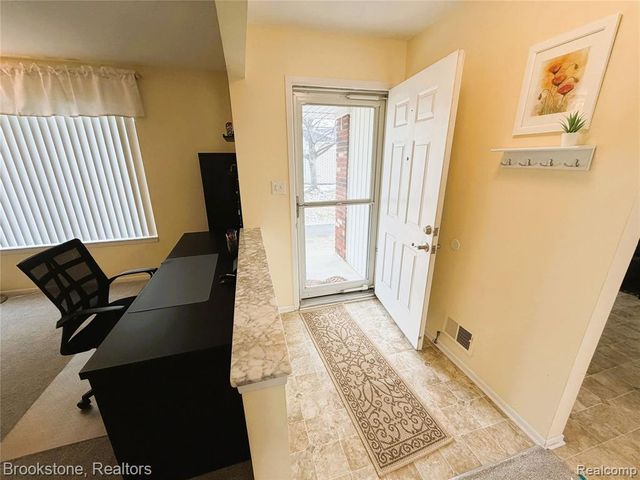 31750 Raymond Drive, Warren, MI 48093