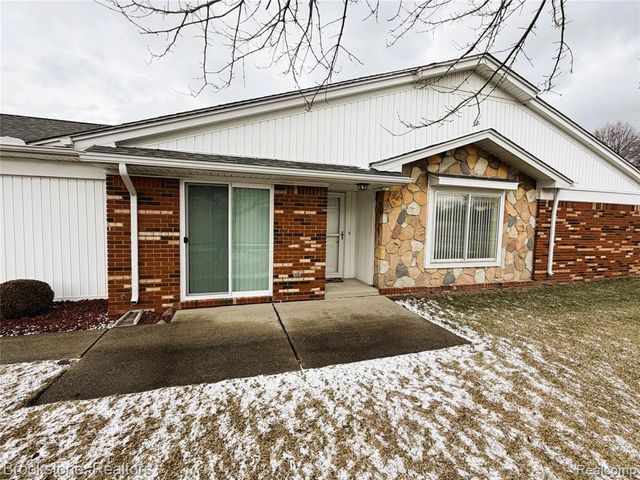 31750 Raymond Drive, Warren, MI 48093