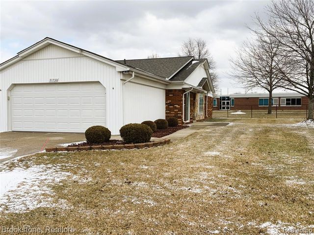 31750 Raymond Drive, Warren, MI 48093