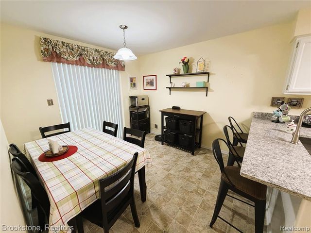 31750 Raymond Drive, Warren, MI 48093