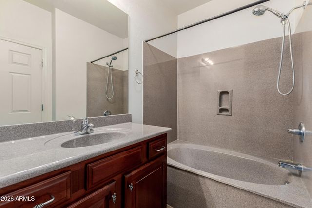 5450 E DEER VALLEY Drive 3019, Phoenix, AZ 85054