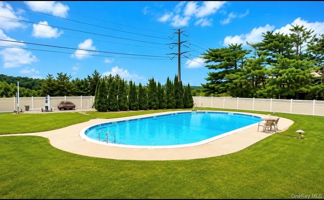 396 Country Club Lane, Pomona, NY 10970