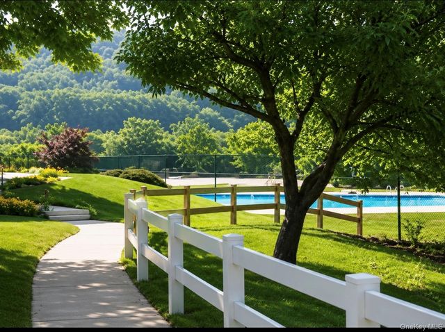 396 Country Club Lane, Pomona, NY 10970