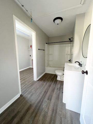 511 Crossland Ave, Clarksville, TN 37040