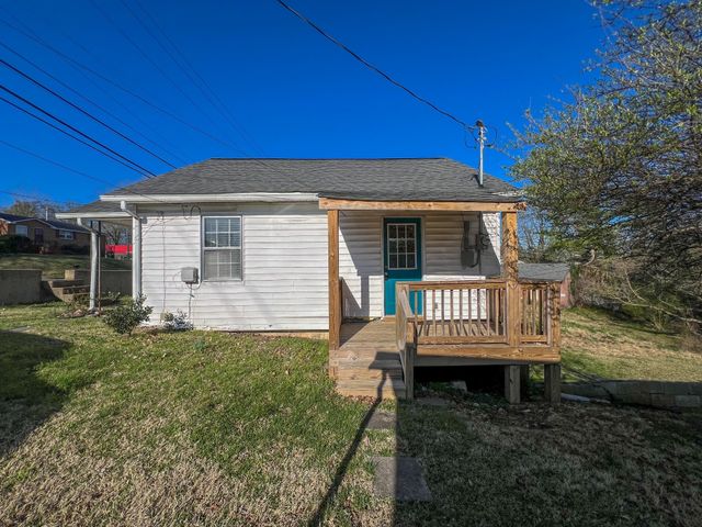 511 Crossland Ave, Clarksville, TN 37040