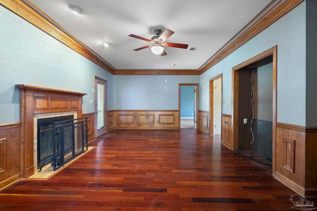 6221 Heart Pine Dr, Pensacola, FL 32504