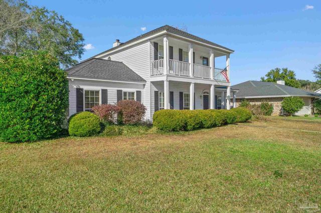 6221 Heart Pine Dr, Pensacola, FL 32504