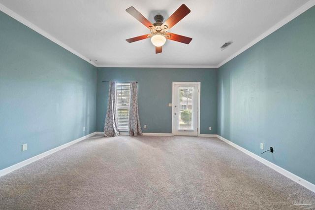 6221 Heart Pine Dr, Pensacola, FL 32504