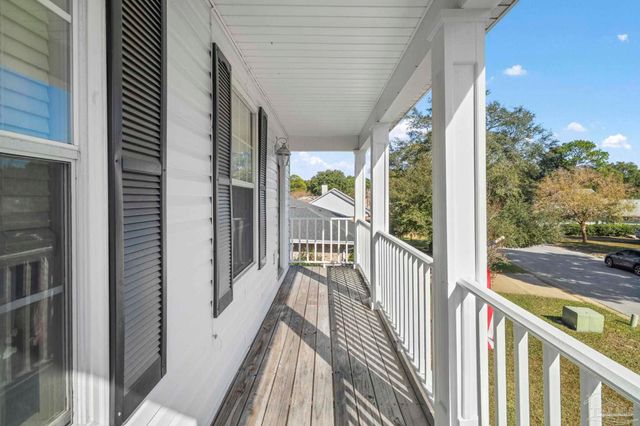 6221 Heart Pine Dr, Pensacola, FL 32504