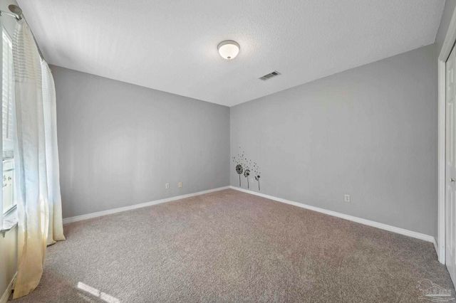 6221 Heart Pine Dr, Pensacola, FL 32504