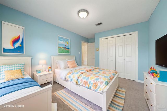 6221 Heart Pine Dr, Pensacola, FL 32504