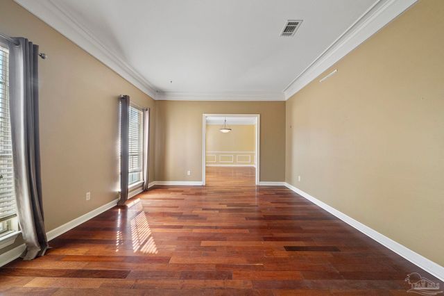 6221 Heart Pine Dr, Pensacola, FL 32504