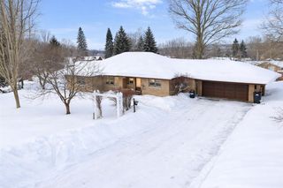 908 N Taffee Drive, Hastings, MI 49058