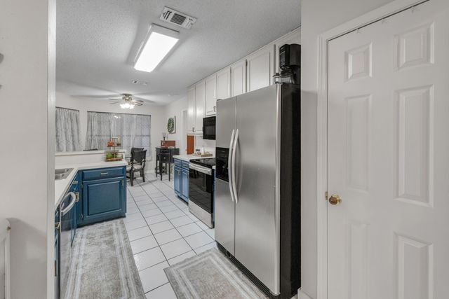 6453 Garden Drive, Gulf Breeze, FL 32563