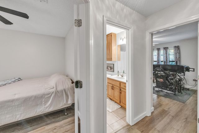 6453 Garden Drive, Gulf Breeze, FL 32563