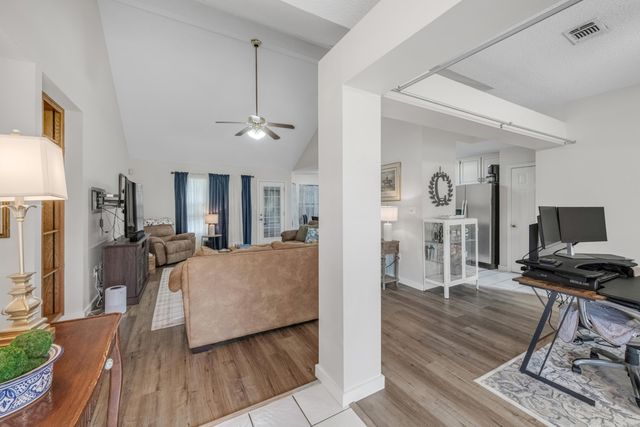 6453 Garden Drive, Gulf Breeze, FL 32563