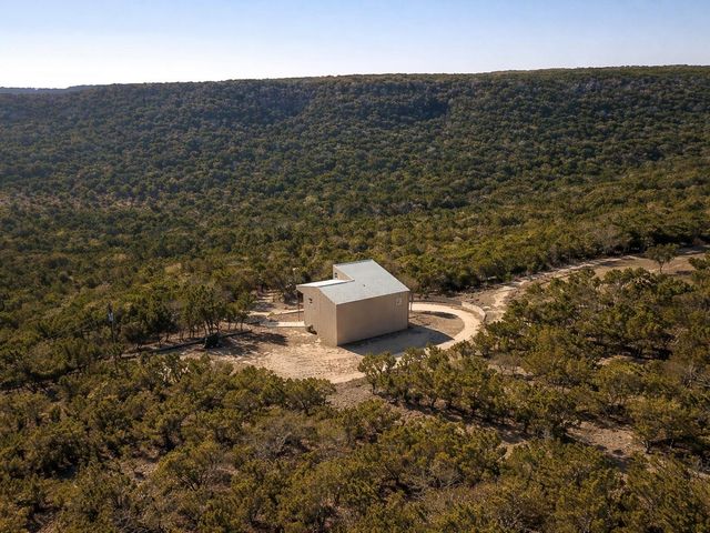 20220 Doe Run, Lago Vista, TX 78645