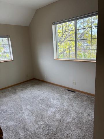 1257 Rice Street, Saint Paul, MN 55117