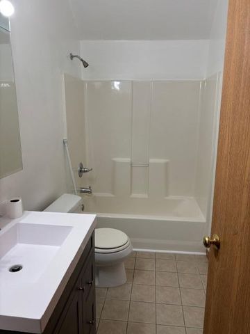 1257 Rice Street, Saint Paul, MN 55117