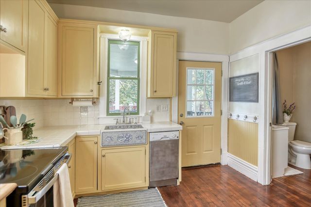 802 E Indiana Ave, Spokane, WA 99207