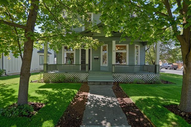 802 E Indiana Ave, Spokane, WA 99207