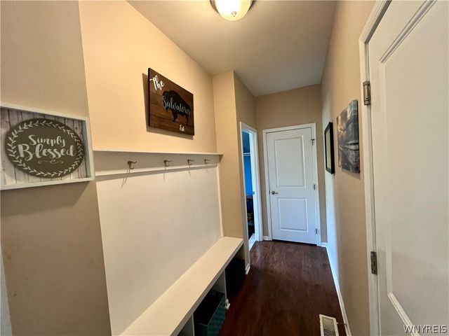 11 Airmont Drive, Orchard Park, NY 14127