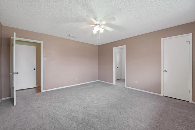 807 Seacliff Drive, Houston, TX 77062