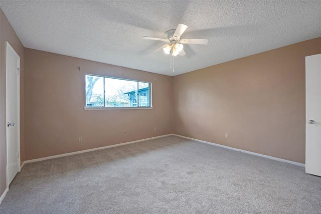 807 Seacliff Drive, Houston, TX 77062