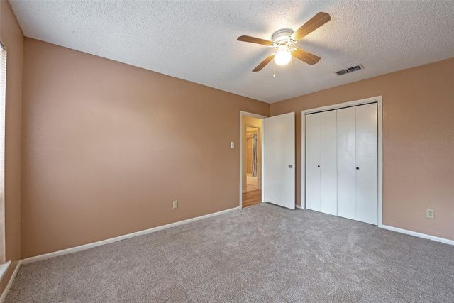 807 Seacliff Drive, Houston, TX 77062