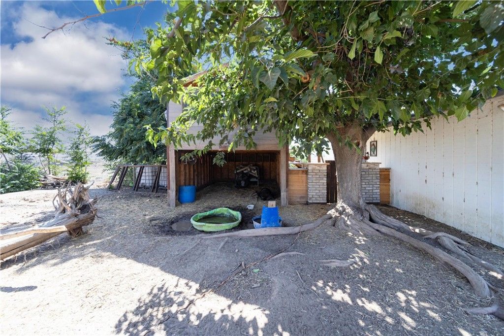 Image 43 of property listing at 32675 Asbury Street, Winchester, CA 92596