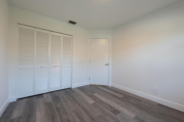 10651 Buttonwood Lake Drive, Boca Raton, FL 33498