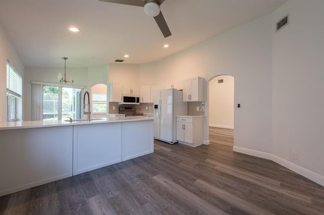 10651 Buttonwood Lake Drive, Boca Raton, FL 33498