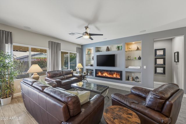 6543 W RUSHMORE Way, Florence, AZ 85132