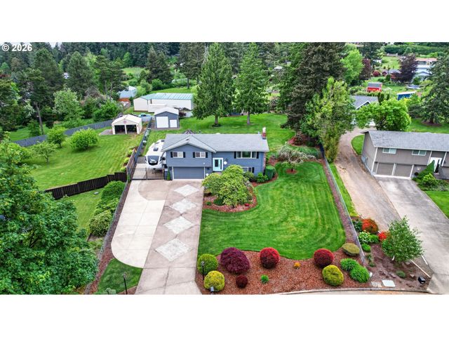 20821 Se LANSING Ln, Damascus, OR 97089
