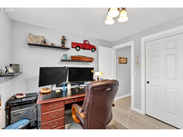 20821 Se LANSING Ln, Damascus, OR 97089