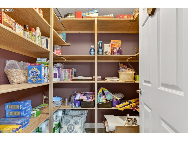 20821 Se LANSING Ln, Damascus, OR 97089