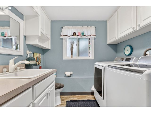 20821 Se LANSING Ln, Damascus, OR 97089