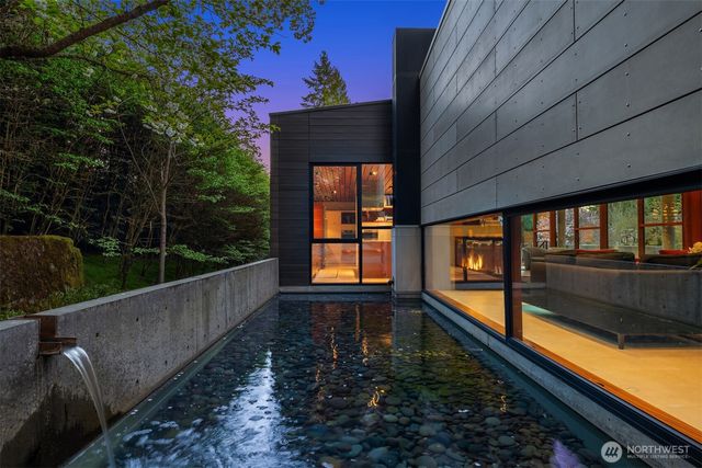 4445 140th Avenue NE, Bellevue, WA 98005