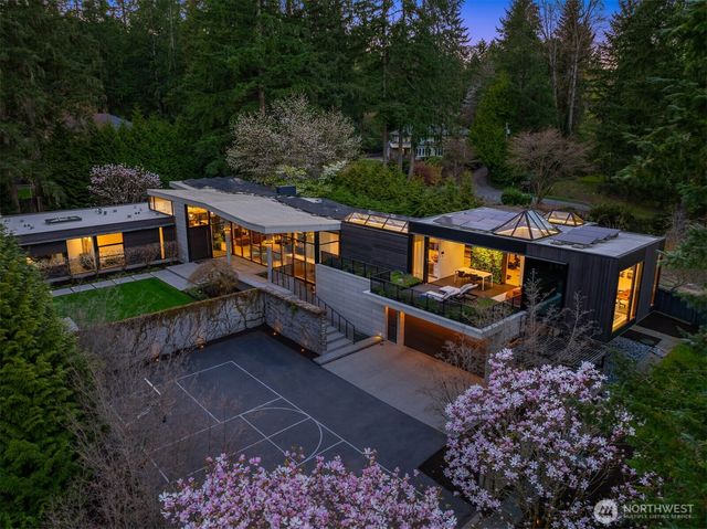4445 140th Avenue NE, Bellevue, WA 98005