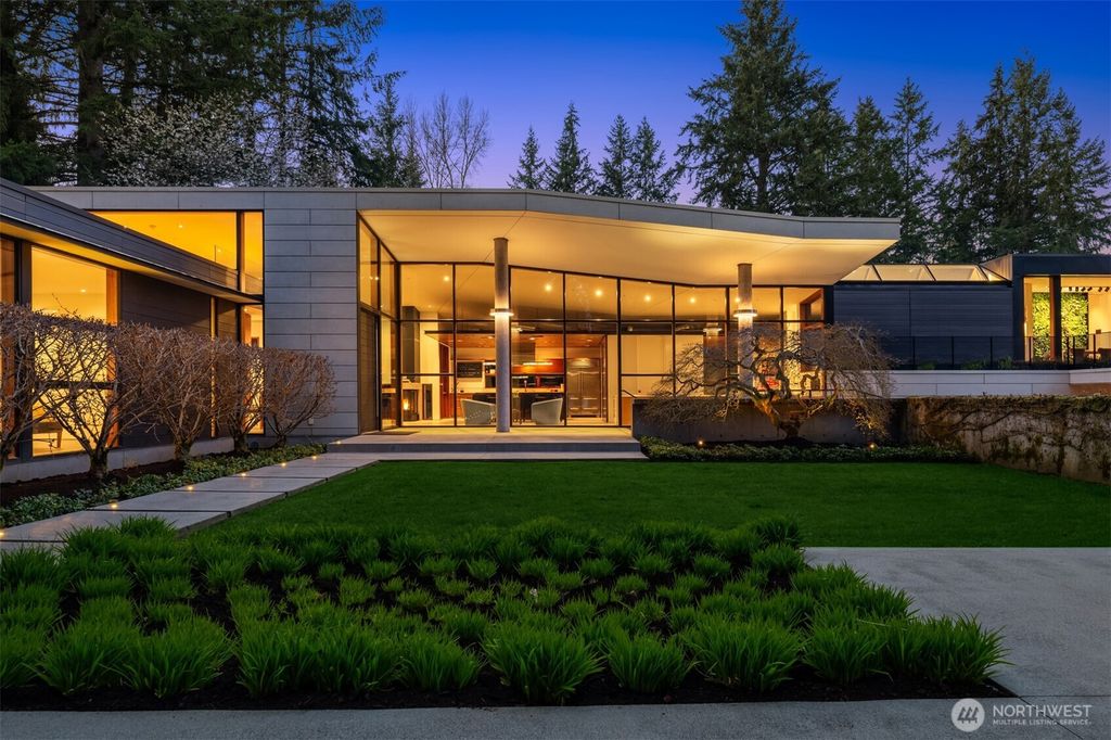 4445 140th Avenue NE, Bellevue, WA 98005