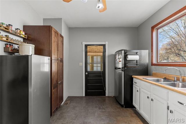 1518 Worden Avenue, Alton, IL 62002