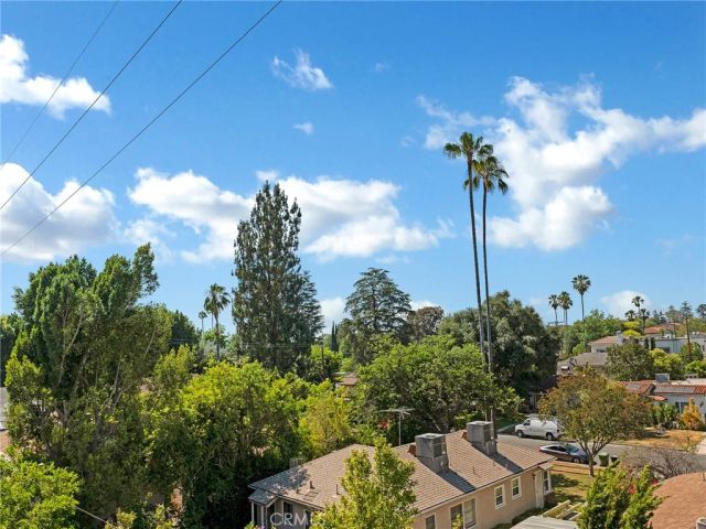 5242 Vesper 7, Sherman Oaks, CA 91411