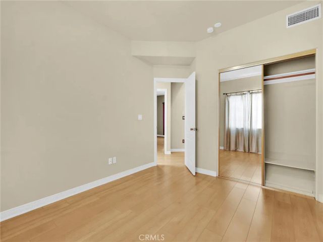 5242 Vesper 7, Sherman Oaks, CA 91411