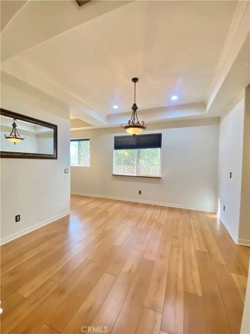 5242 Vesper 7, Sherman Oaks, CA 91411