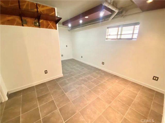 5242 Vesper 7, Sherman Oaks, CA 91411