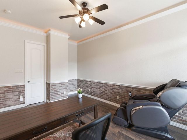 2710 King Point View Lane, Spring, TX 77388